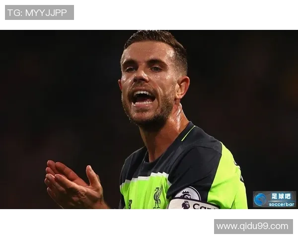 创意无限的足球异形蛋糕让你的派对瞬间升级成为球迷的美味盛宴